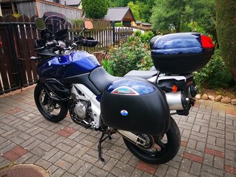 Suzuki DL1000 V-Strom K4 - 6
