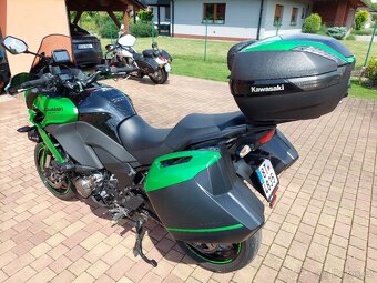 Kawasaki Versys 1000 GT - 6