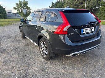 Volvo V60 Cross Country 2.4D 4X4 automat - 6