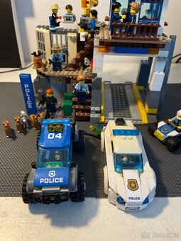 LEGO City 60174 Lesní policejní stanice + 60239 - 6