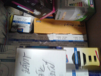 obyčejné i mléčné žárovky - 6