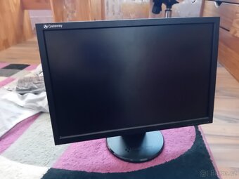 LCD monitor Gateway MW19V, 19" - 6