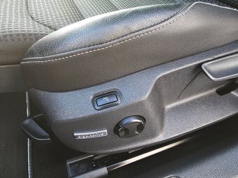 Golf VII 1,4TSi 90KW Highline 2014 NAVI, DAC, ALU, STK - 6