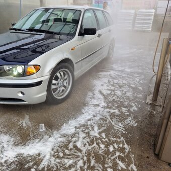 BMW E46 318i Touring - 6