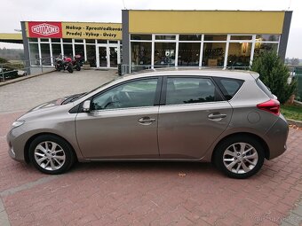 Toyota Auris 2.0 D-4D Active 12/2013 - 6