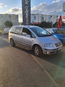 Volkswagen Sharan 1.9tdi 96kw - 6