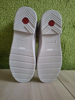 NOVÉ GUMÁKY, zn. HUNTER - 6