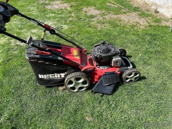 Sekačka HECHT s pojezdem Briggs & Stratton - 6