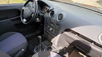 Ford Fusion 1.4 - 6