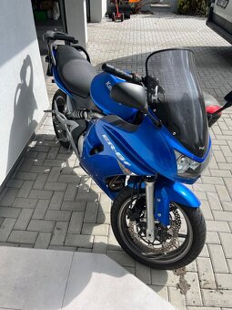 Kawasaki ER-6f - 6