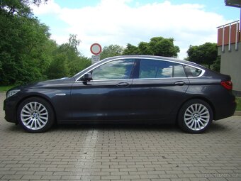BMW Řada 5 530d GT xDrive PANORAMA LED - 6