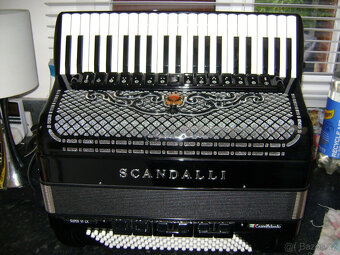 SCANDALLI SUPER V1 LX 120 BASOVÝ AKORDEON 5 HLASOVÝCH DVOJKA - 6