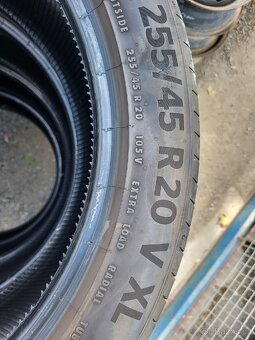 255 45 20" 105V..XL Continental - 6
