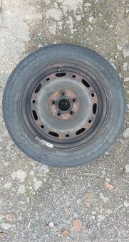 Fabia 1 - zimní kola na dojetí - 185/60 R14 - 6