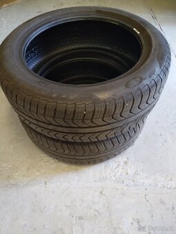 2x celoroční pneu PIRELLI, 205/55 R17. - 6