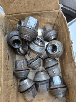 ALU kola + pneu r17 4x108 - 6