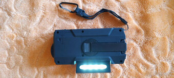 Multifunkční solární nouzové rádio - 6