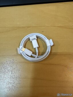 Apple originální datový kabel USB-C na Lightning 1m - nový - 6
