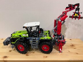 Lego Technic 42054, traktor Class Xerion 500 - 6