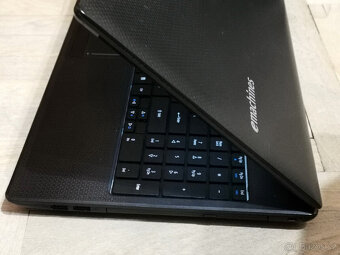 Notebook eMachines E642 15,6" AMD P340 3G 320GB Win10 - 6