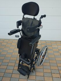 invalidni vozík LEVO s elektrickou vertikalizaciou - 6