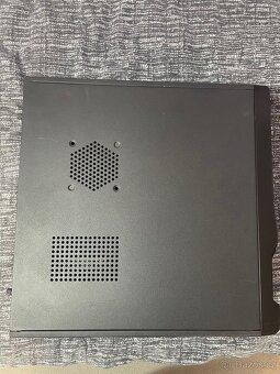 Stolní počítač MSI - 6