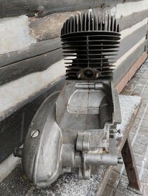 Jawa 250 - 559 panelka - motor - 6