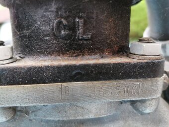 Švýcarský motor Zurcher 250 - 6