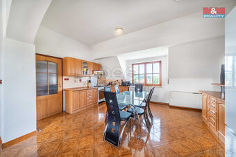 Prodej rodinného domu 212 m² v Rokycanech, ul. Štefánikova - 6