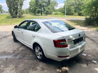 Škoda Octavia 3 - 6