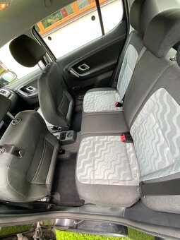 Černá Škoda FABIA II 1,4i 16V 63kW, r.v.2008 - 6