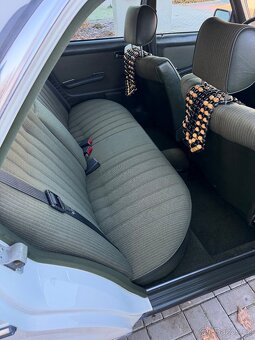 Mercedes-Benz W123 200D - 6