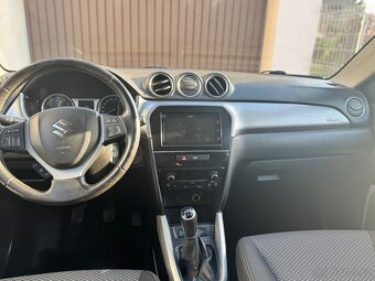 Suzuki Vitara 1.6i 4x4 - 6