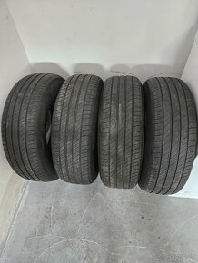 Letní pneu zn. Michelin Primacy 4, rozměr 215x65x17 103v, hl - 6