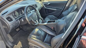 Volvo V60, 2.4 D6 AWD 162 kW PLUG-IN HYBRID - 6