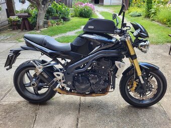 Triumph Speed Triple 1050 - 6