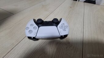 Playstation 5 - 6