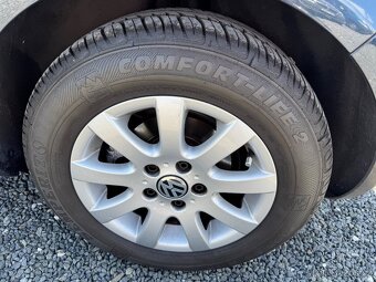 Volkswagen Golf V 1.6 MPi, 75 kW, 102 tis km - 6