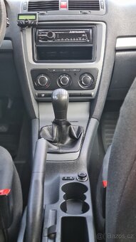 Škoda Octavia 1.6 MPi Tour 12/2010 CZ - 6