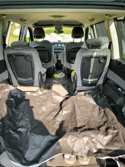 Peugeot 807 - 6