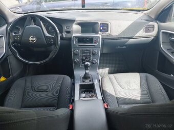 Volvo V60 1.6 TDi DRIVe 2011 PRASKLÝ MOTOR - 6