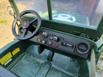 Třímístný elektrický Jeep Willys 4x4 (24V/480W), 2.4GHz - 6