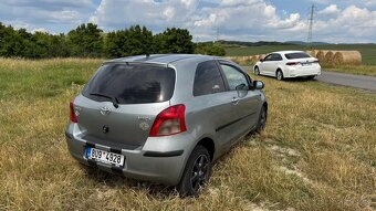 Toyota Yaris - 6
