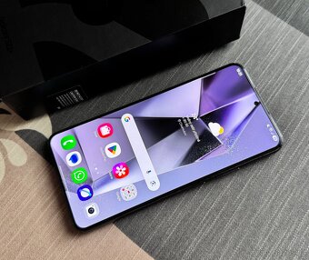 Samsung Galaxy S22+ 5G 8/128gb Dual SIM Phantom Black- pěkný - 6