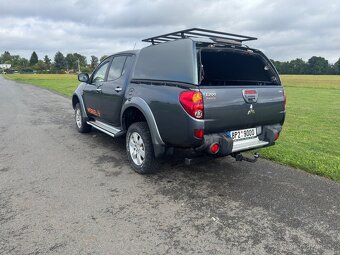 Mitsubishi L200 - 6