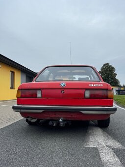 BMW E21 316i - 6