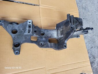 Škoda Octavia 3 TDI 1.6 Díly motoru - 6