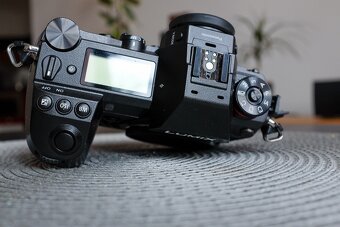 PANASONIC S1 telo - 6