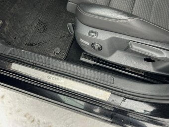 Volkswagen Golf 2.0 TDi 110kw - 6