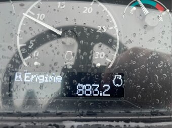 Traktor John Deere 3038E - 6